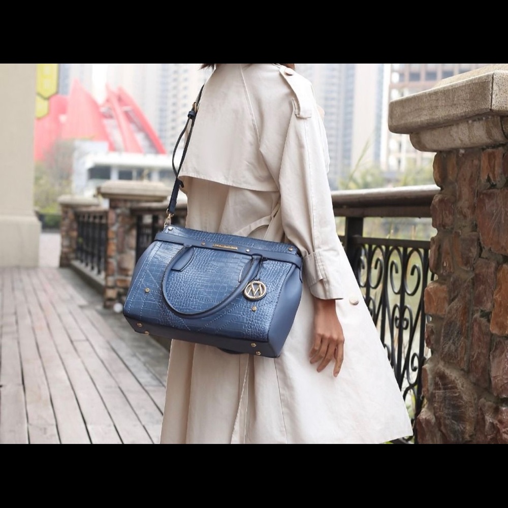 MFK Collection Purse - Picture 4 of 12
